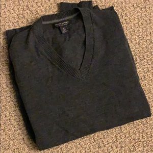 Banana Republic V Neck Merino (M)